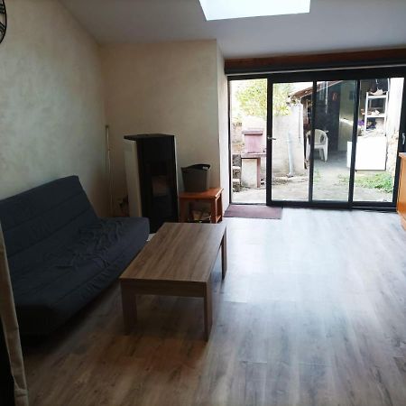 Agréable maison de ville tout confort Loudun Esterno foto